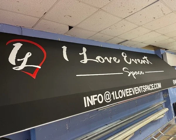 Web image: Clarke And Son Signs 19